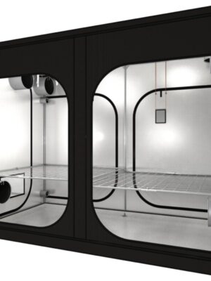 Secret Jardin Dark Room 300W R4.0 297x150x217 cm