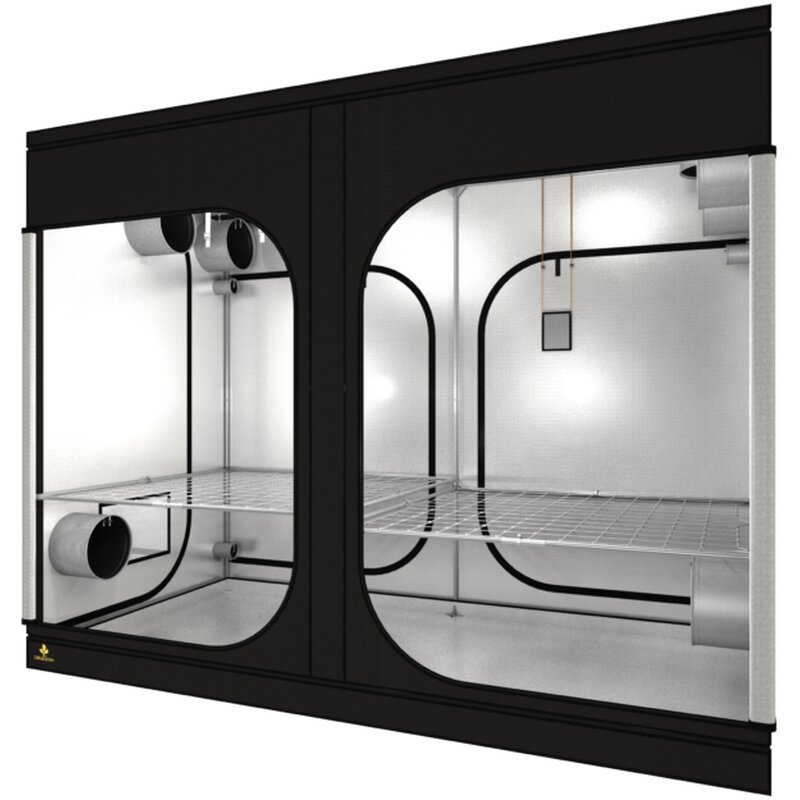Secret Jardin Dark Room 300W R4.0 297x150x217 cm